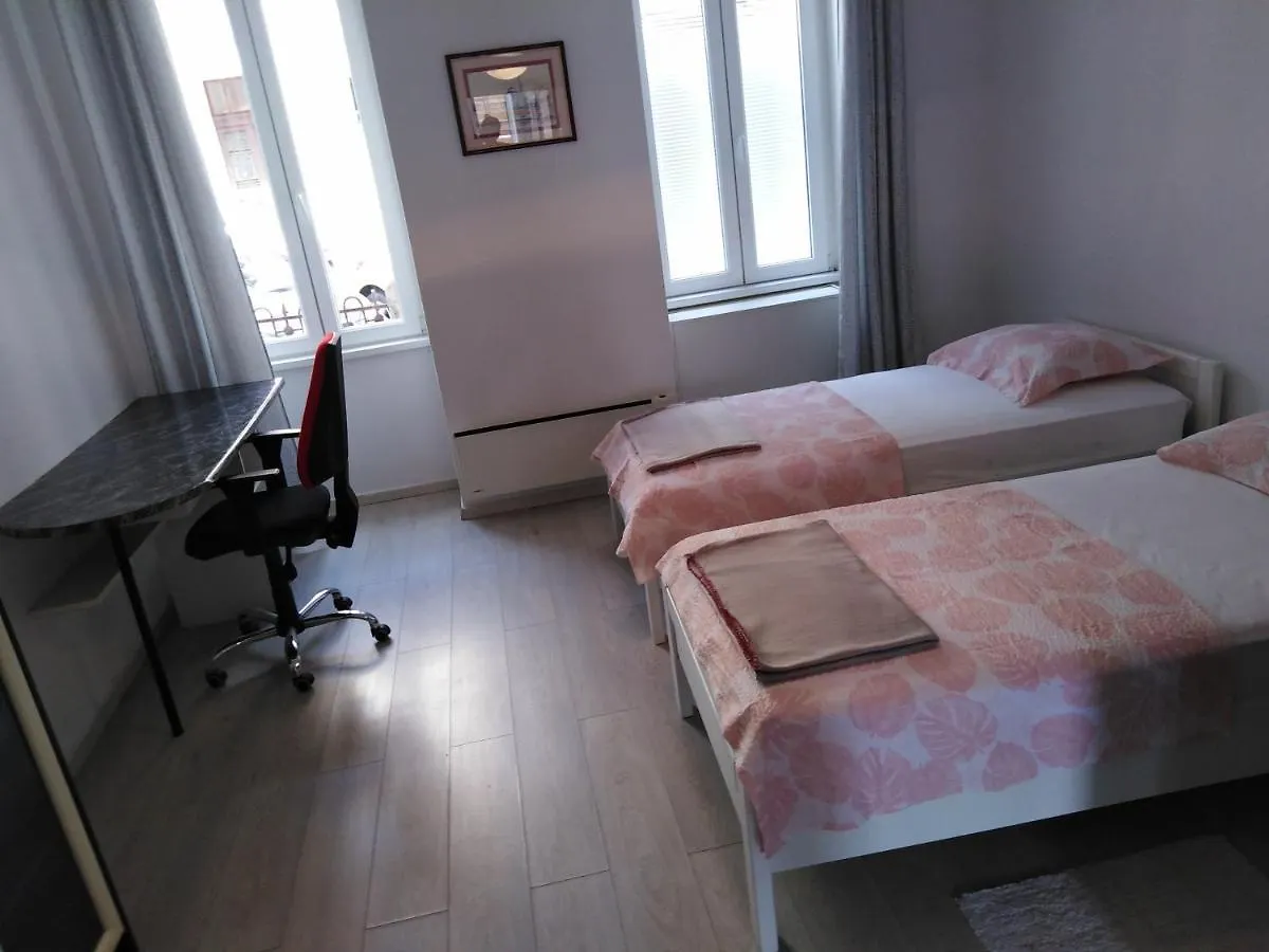 Alba Apartment Rijeka 0*,  Croatia